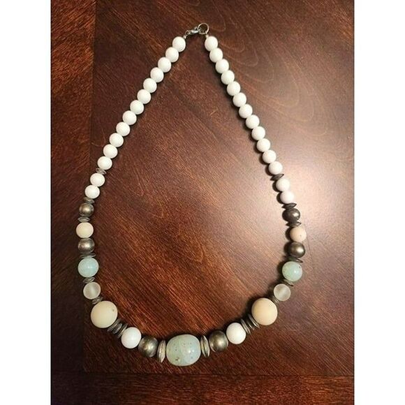 Vintage Chunky Necklace Lot - Picture 5 of 10